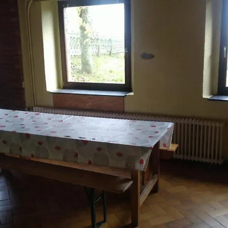 Haus Vinzenz بيت شباب *